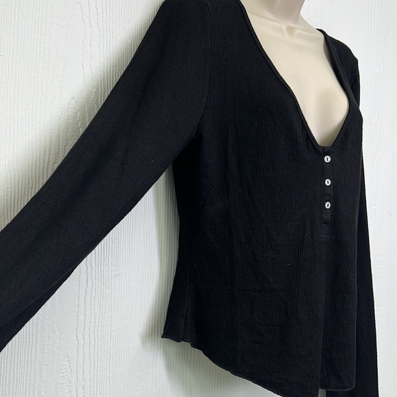 Free People - Keep It Basic Black Ribbed 3 Button Long Sleeve Top Size Large - Picture 5 of 12